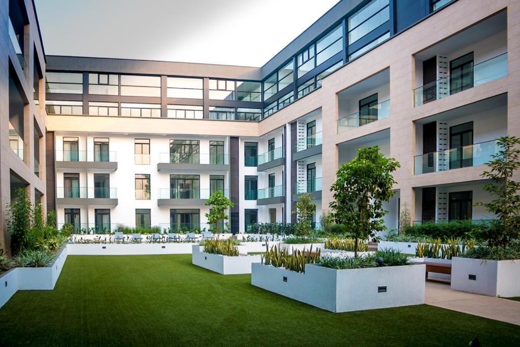 Embassy Gardens Luxury Apartments Άκρα Εξωτερικό φωτογραφία
