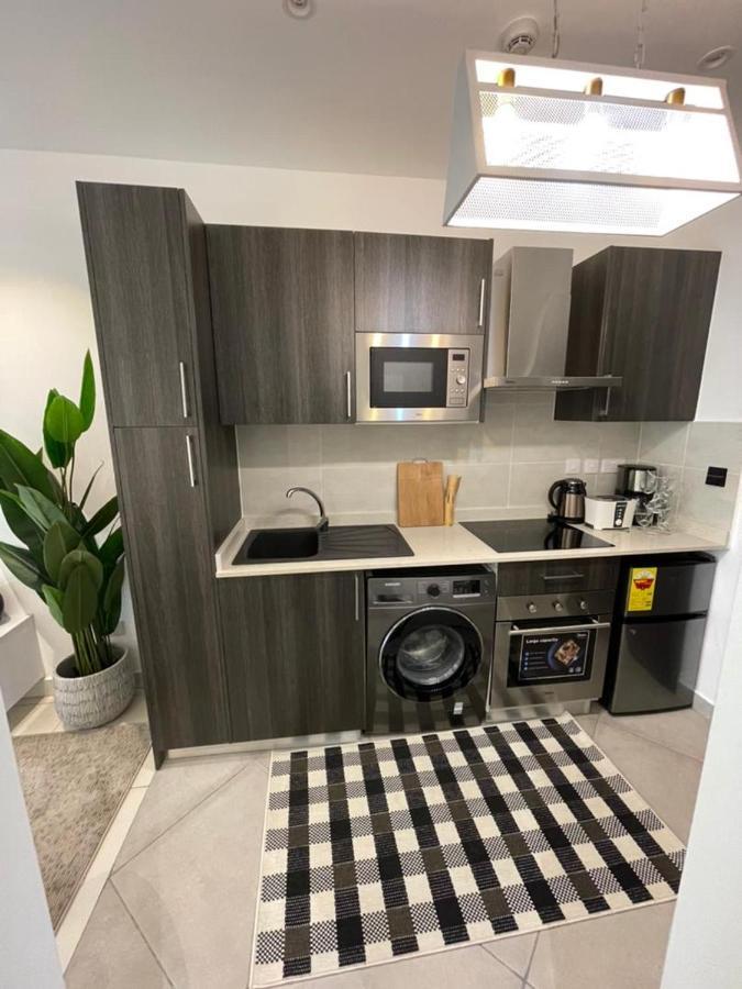 Embassy Gardens Luxury Apartments Άκρα Εξωτερικό φωτογραφία